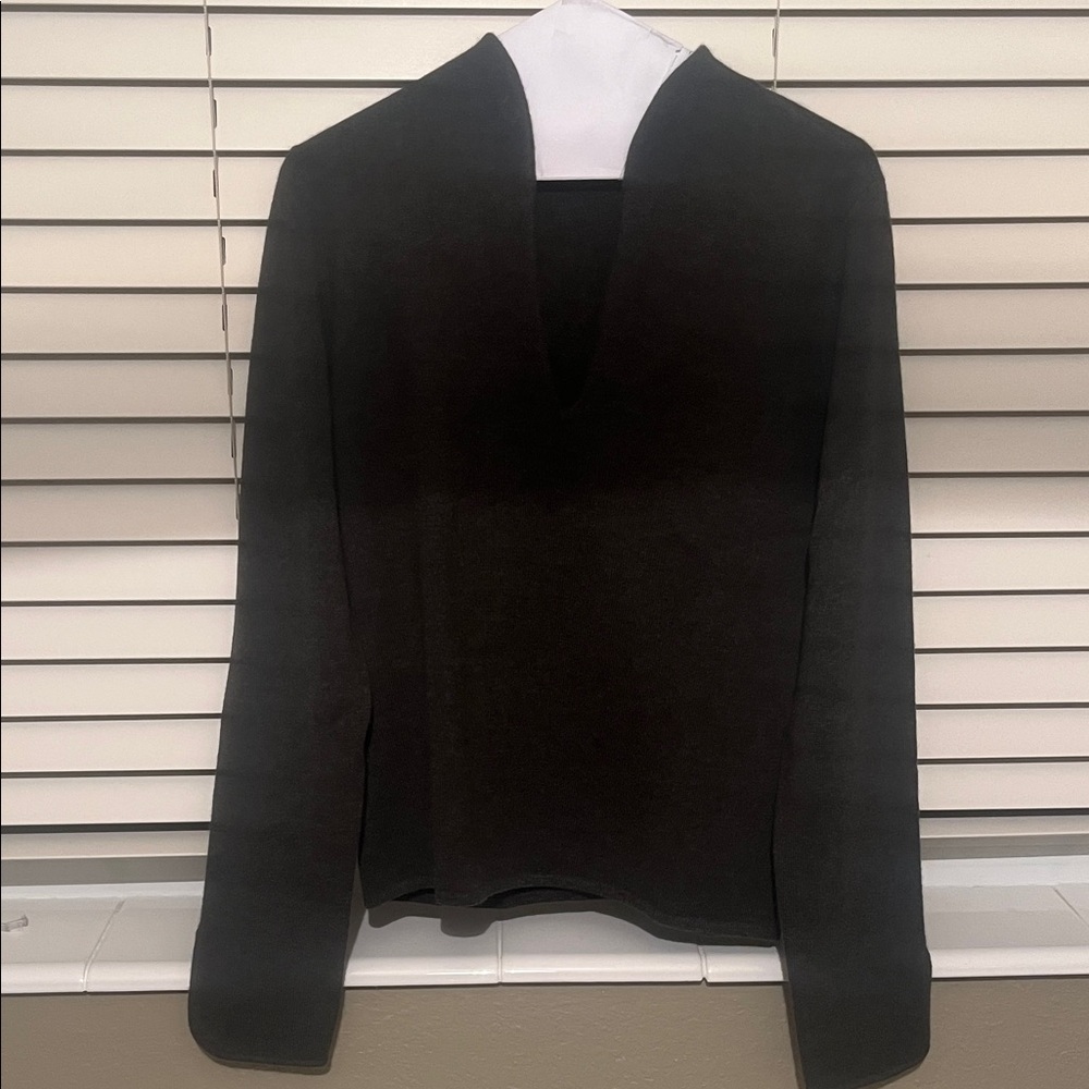 White + Warren Charcoal V-Neck Sweater